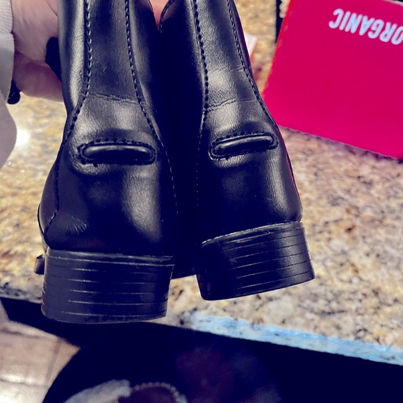 Black and brown pair of paddock riding boots for little riders. Great condition - Picture 2 of 8